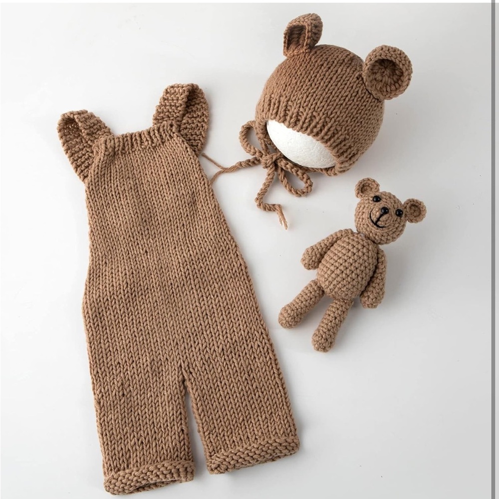 Adorable Brown Knit Baby Outfit Set